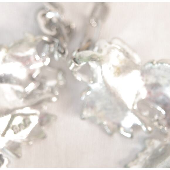 White Enamel On Silver Tone Leaf Choker Necklace - Picture 7 of 10